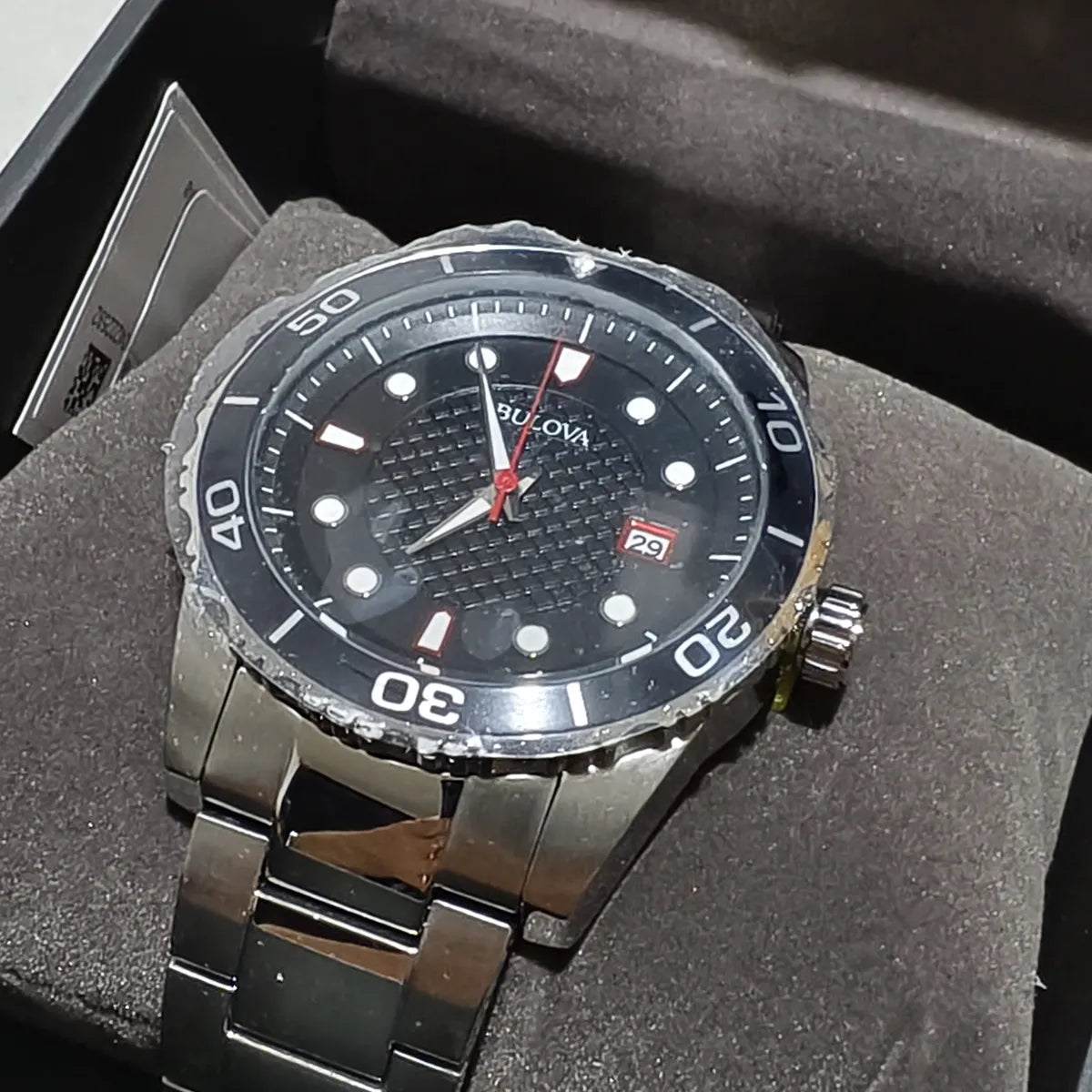 Reloj Bulova 98a195 Para Caballero Cuarzo Negro PlateadoA