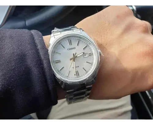 Reloj Casio Hombre Mtp-1302d-7a2vdf Plata Con Dorado